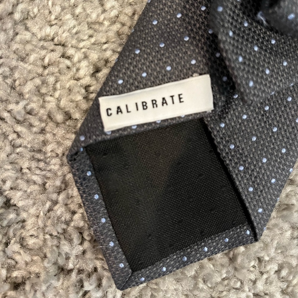 Calibrate neck tie